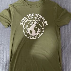 Mens save the turtles t-shirt